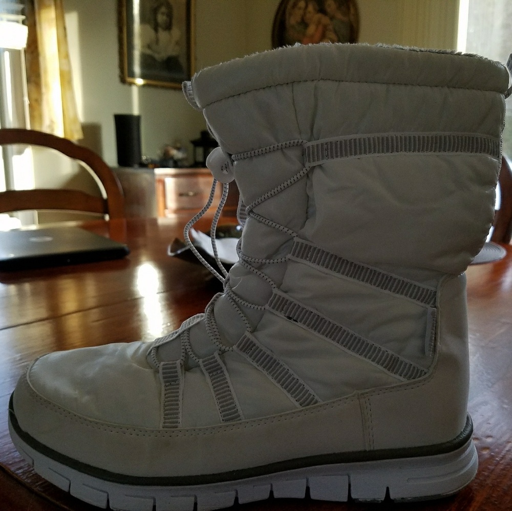 Women's boots